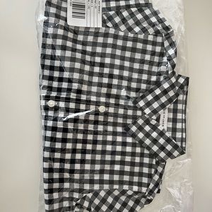 Boys button down shirt, size 3T.